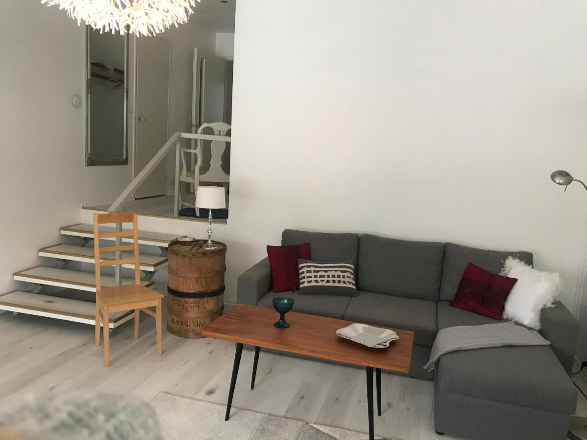 Tyylikaes Rivitaloasunto Lohjalla Εξωτερικό φωτογραφία